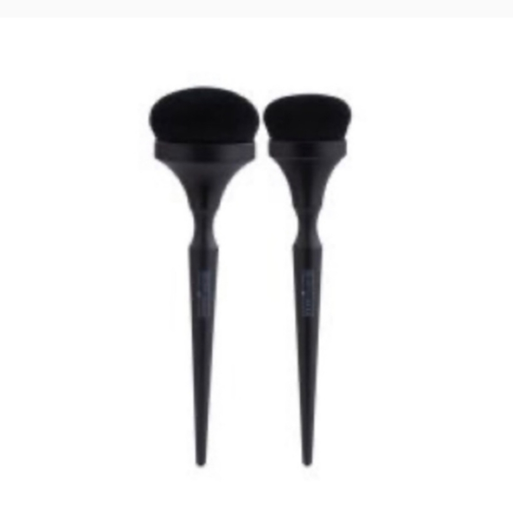 New! 2 piece brush set by boxycharm